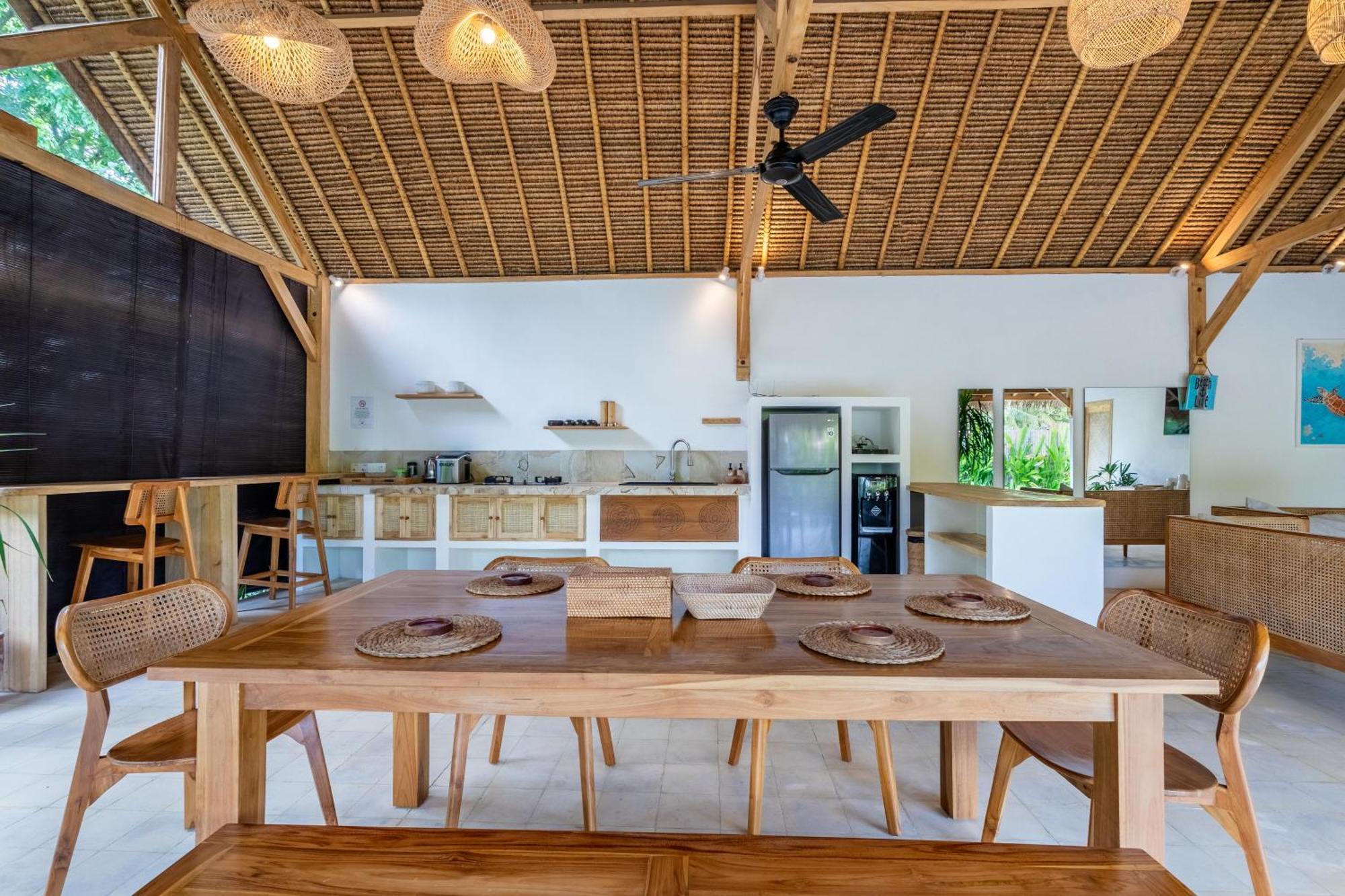 Villa Kelapa Kucing Gili Air Esterno foto